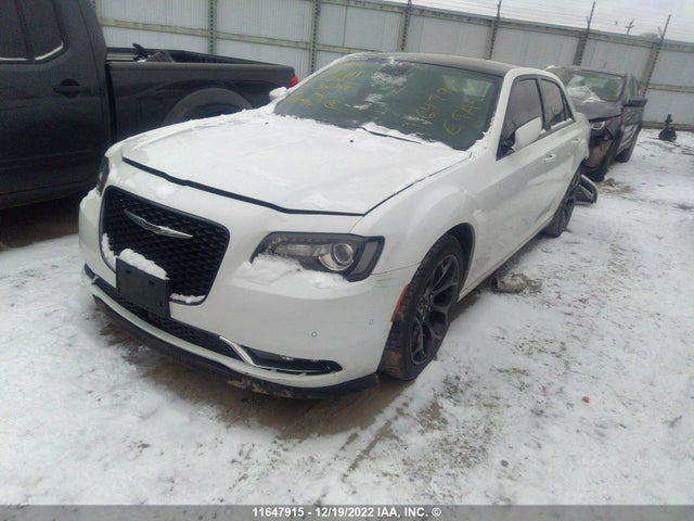 2C3CCABG9HH500562 Chrysler 300 S