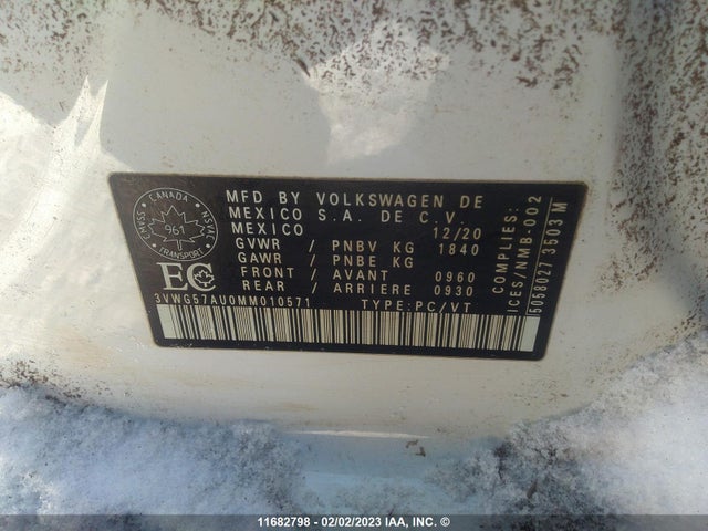 3VWG57AU0MM010571 Volkswagen GOLF