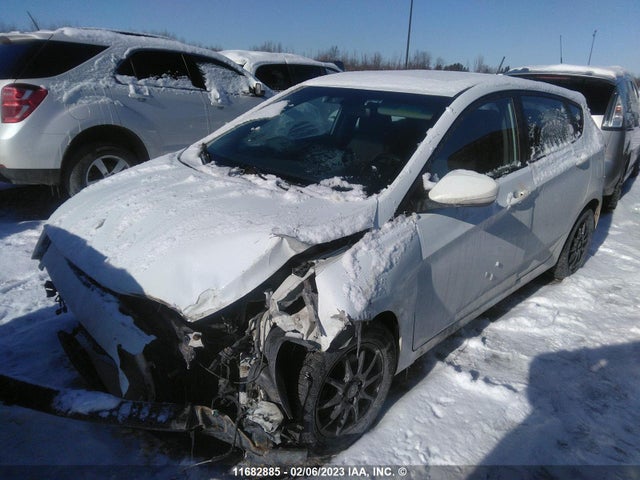 Hyundai Accent Sport 2017 KMHCU5AE9HU332608 Image 2