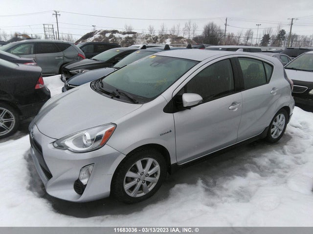 Toyota PRIUS C 2017 JTDKDTB37H1595635 Image 2