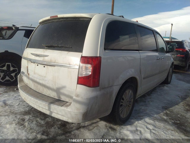 2C4RC1JG9FR720413 Chrysler Town & Country Limited