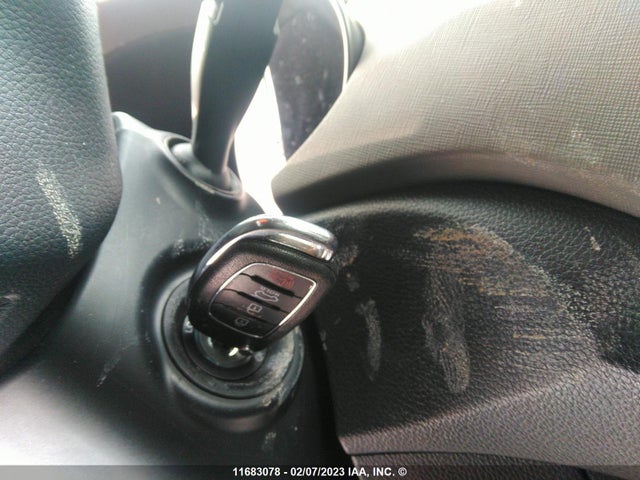 Hyundai Santa Fe Se 2018 KM8SM4HFXJU287723 Image 3