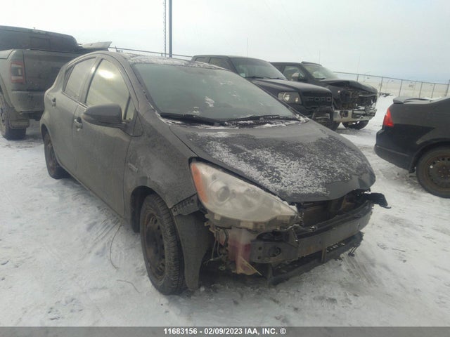 Toyota PRIUS C 2012 JTDKDTB38C1502078 Image 1