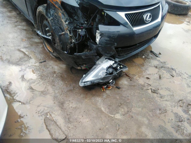 JTHCF5C22B5049727 Lexus IS 250