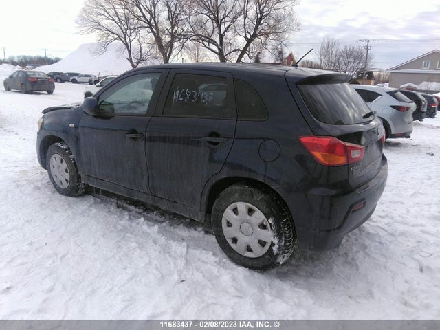 JA4AJ3AU5CZ601693 Mitsubishi RVR SE