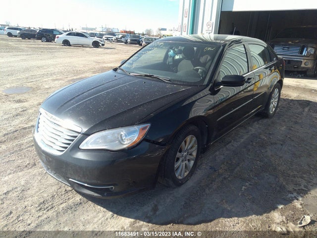 1C3CCBBG2DN638855 Chrysler 200 Touring