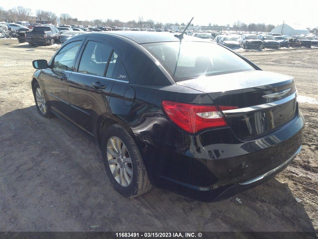 1C3CCBBG2DN638855 Chrysler 200 Touring