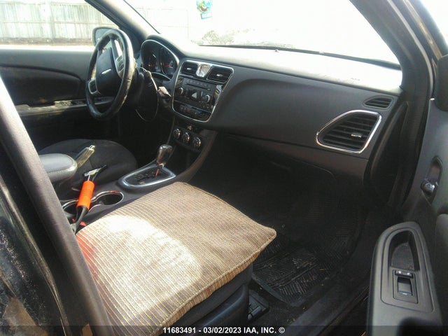 1C3CCBBG2DN638855 Chrysler 200 Touring