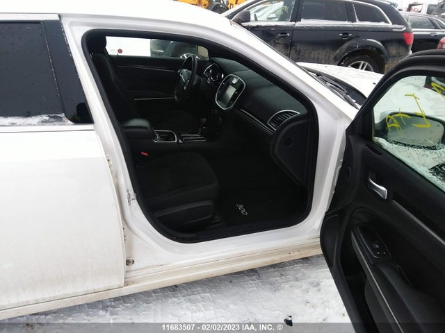2C3CA4CG4BH529187 Chrysler 300