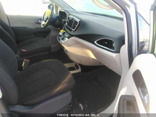2C4RC1CG3JR159079 Chrysler Pacifica Lx