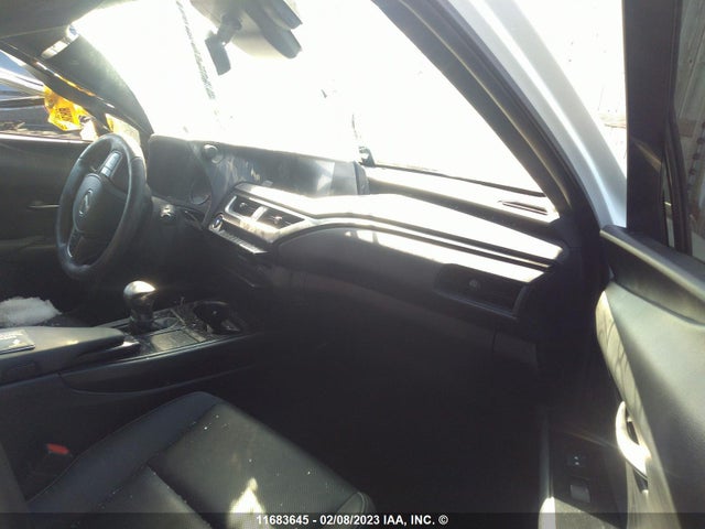 JTHU9JBH4K2007023 Lexus UX 250H