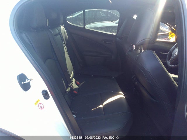 JTHU9JBH4K2007023 Lexus UX 250H