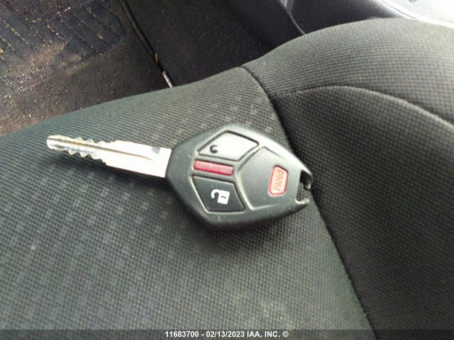 4A4AJ3AU0EE601027 Mitsubishi RVR SE