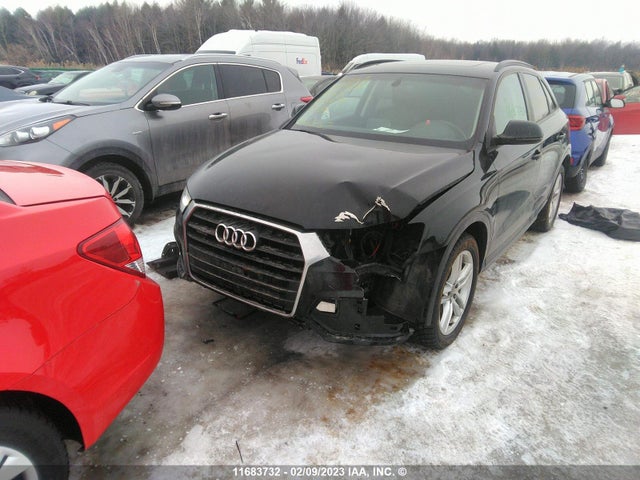 WA1ECCFS8JR000696 Audi Q3 PREMIUM