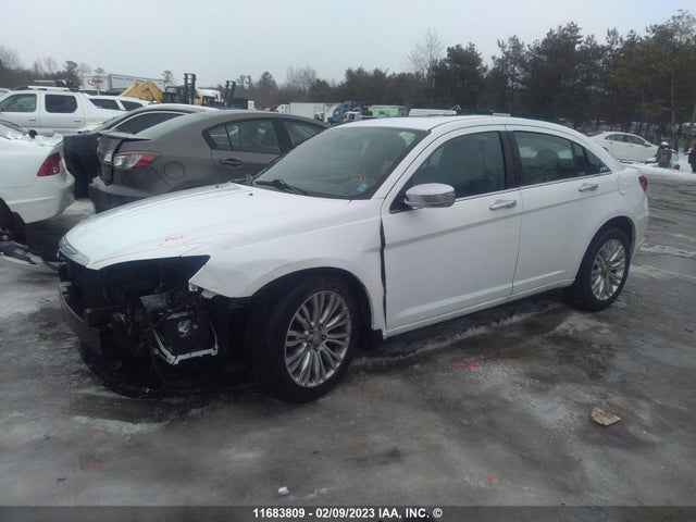 1C3BC2FG0BN596558 Chrysler 200 Limited
