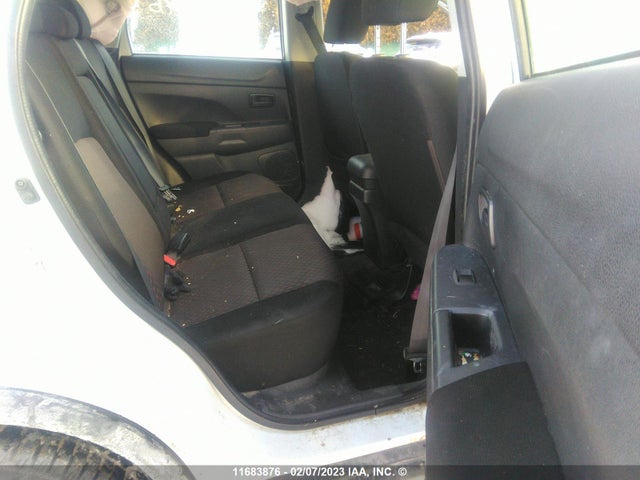 JA4AH3AU4KU602969 Mitsubishi Rvr Se/es