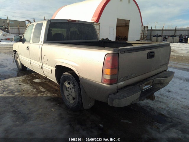 Chevrolet Silverado C1500 2000 1GCEC19T4YZ353803 Image 4