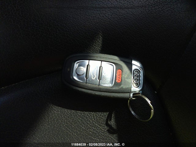 WAUHFCFL7CA111578 Audi A4 Quattro