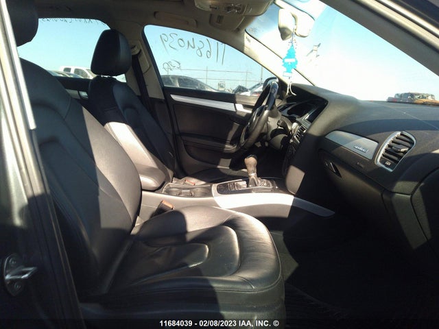 WAUHFCFL7CA111578 Audi A4 Quattro