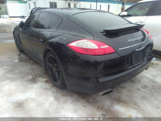 11684126 :رقم المزاد ، WP0AA2A71CL015439 vin ، 2012 Porsche Panamera 2/4 مزاد بيع