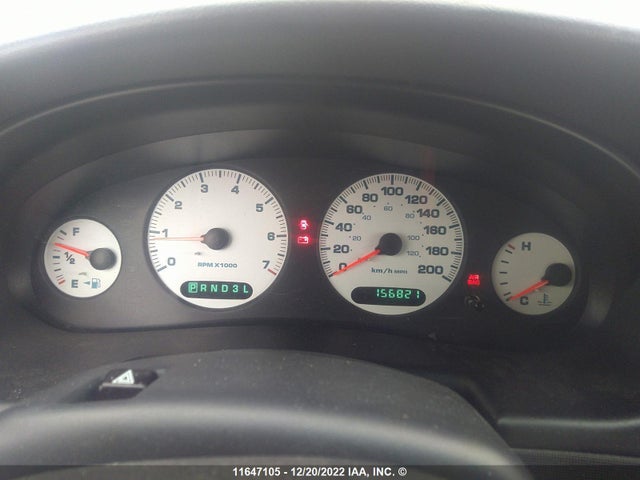 2C3HH46R3WH219875 Chrysler Intrepid