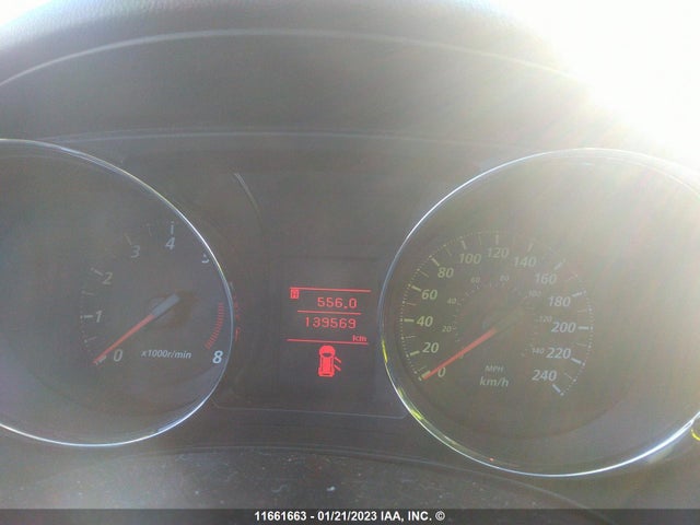 JA4AJ3AUXHZ602796 Mitsubishi RVR SE