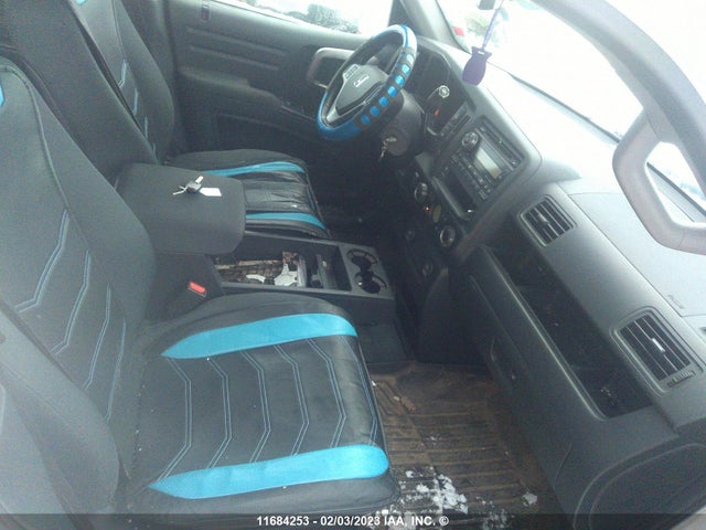 Honda Ridgeline Sport 2014 5FPYK1F71EB502152 Image 5