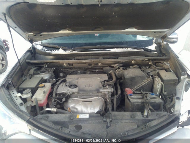 Toyota RAV4 LE 2018 2T3BFREV1JW829110 Image 11