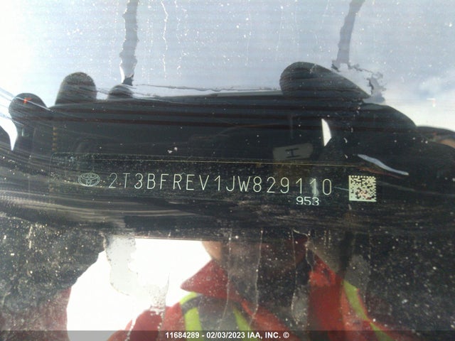 Toyota RAV4 LE 2018 2T3BFREV1JW829110 Image 10