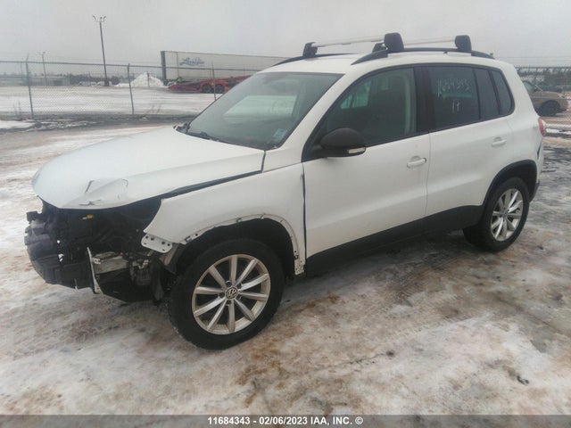 Volkswagen Tiguan Wolfsburg 2017 WVGNV7AX3HW500458 Image 2