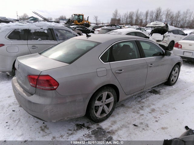 Volkswagen PASSAT SE 2013 1VWBH7A35DC021883 Image 6