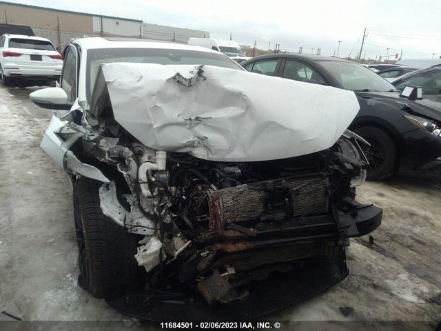 1VWCA7A3XJC020149 Volkswagen Passat Sel Premium
