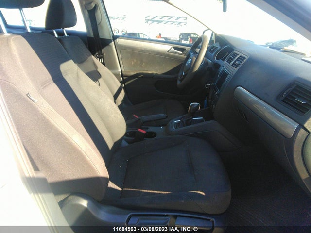 3VW267AJ0GM302724 Volkswagen JETTA S