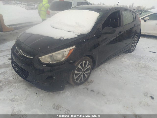 Hyundai ACCENT SE 2017 KMHCT5AE4HU322510 Image 2