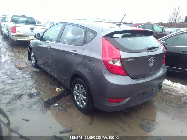 Hyundai Accent Gls/gs 2013 KMHCT5AE7DU126247 Image 4