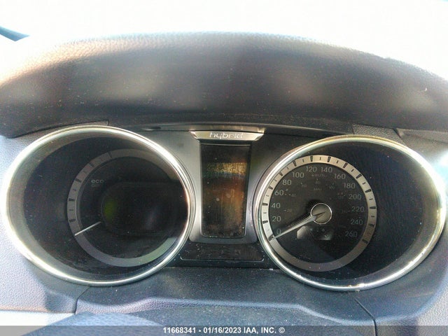 Hyundai SONATA HYBRID 2011 KMHEC4A42BA007613 Image 8