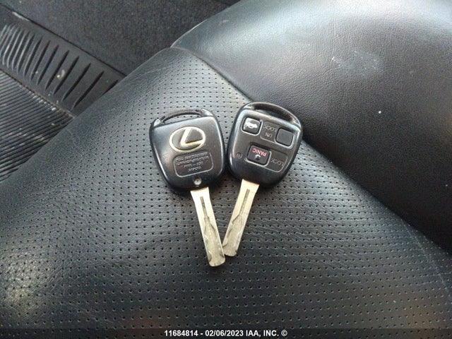 JTHBD192430064679 Lexus IS 300