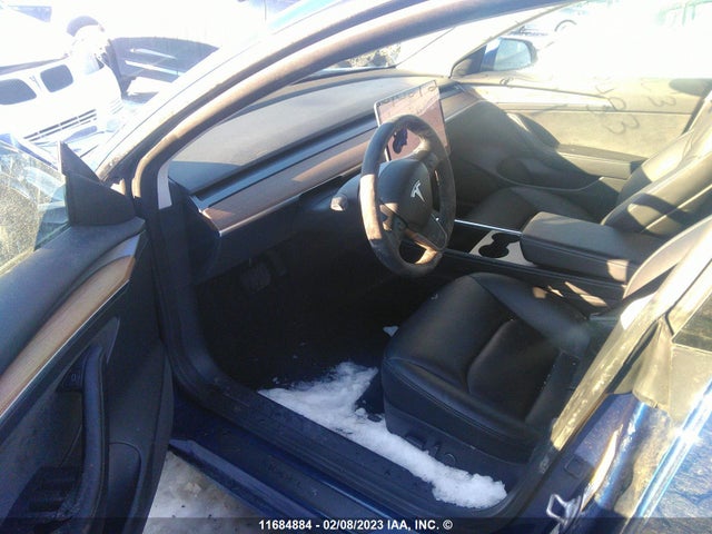 5YJ3E1EB9NF278483 Tesla MODEL 3