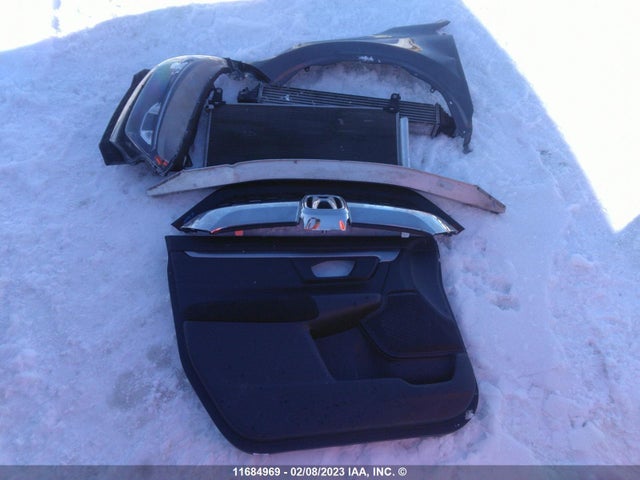 Honda CR-V LX 2019 2HKRW2H23KH142761 Image 12