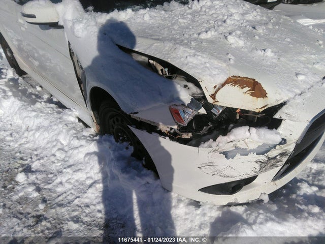 JA32U2FU8FU605144 Mitsubishi LANCER ES