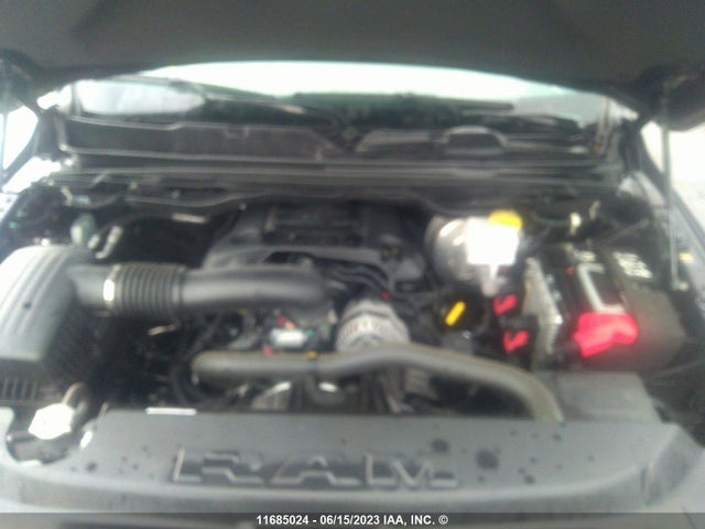 1C6SRFVT0NN127465 RAM 1500 Sport