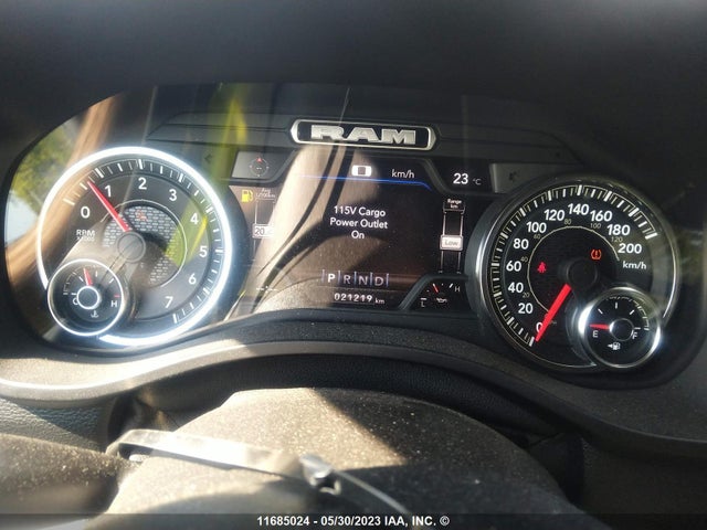 1C6SRFVT0NN127465 RAM 1500 Sport