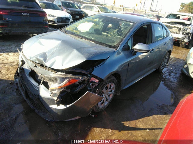 Toyota COROLLA LE 2022 5YFBPMBE0NP362430 Image 2