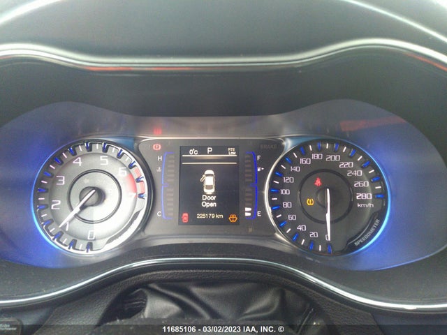 Chrysler 200 S 2015 1C3CCCBBXFN712150 Image 7