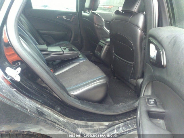 Chrysler 200 S 2015 1C3CCCBBXFN712150 Image 8