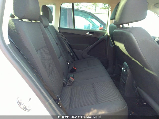 WVGJV7AX8GW594768 Volkswagen TIGUAN