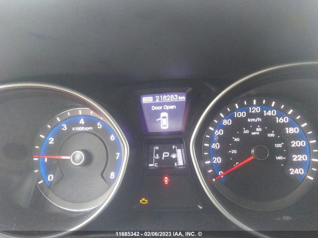 Hyundai ELANTRA GT 2013 KMHD35LE8DU029219 Image 8