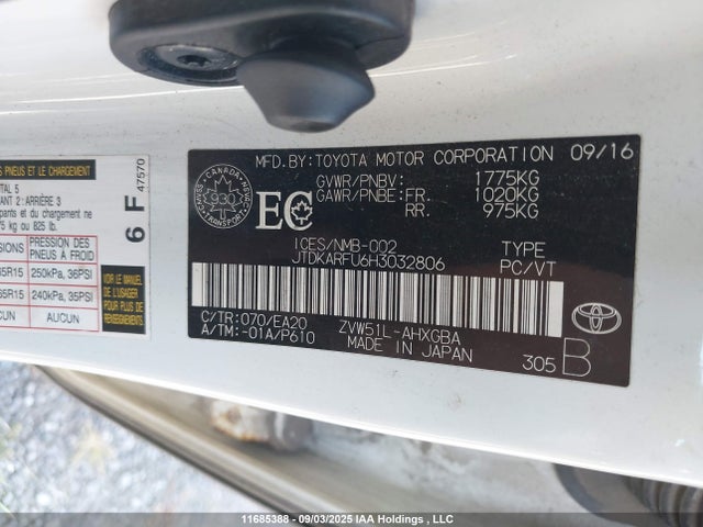 JTDKARFU6H3032806 Toyota PRIUS