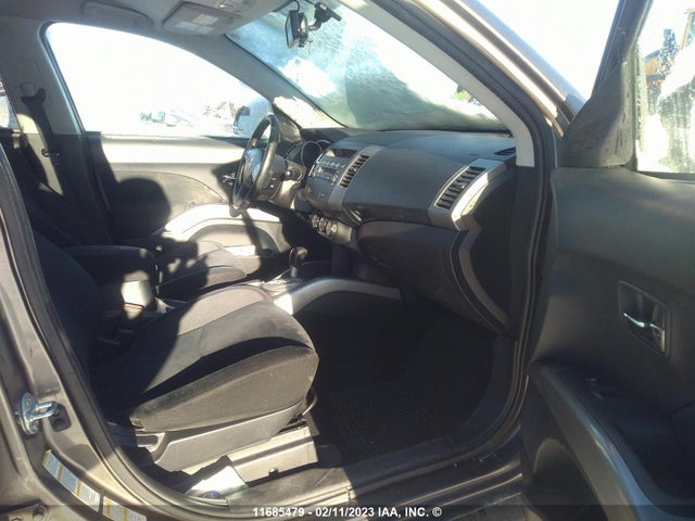 JA4AT2AW7CU611662 Mitsubishi Outlander Es