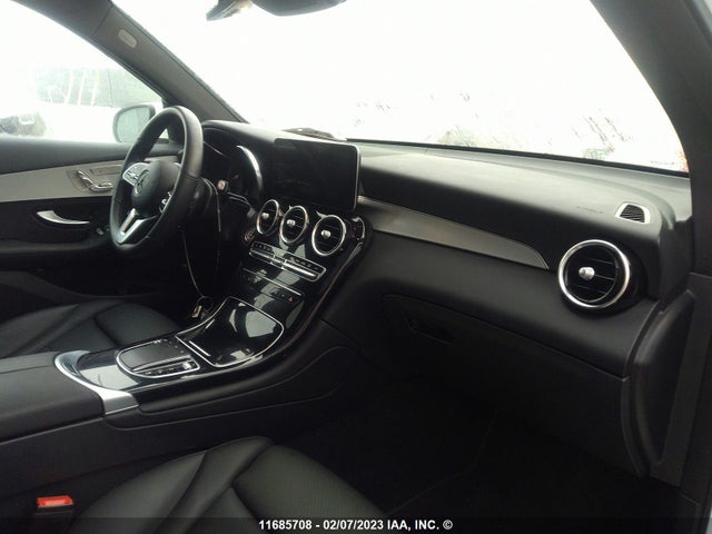 W1N0G8EB0NV337131 Mercedes-Benz m274
